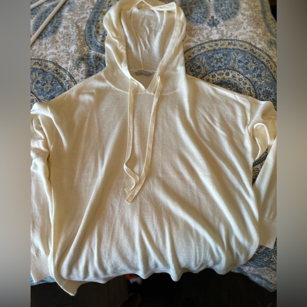 Cream Hoodie Size S